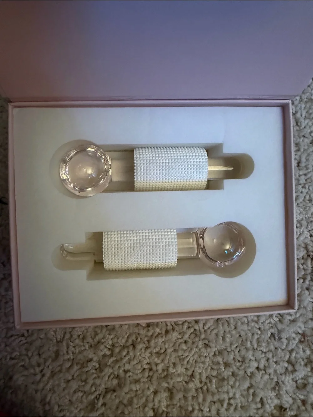 Monat Refreshing Facial Globes